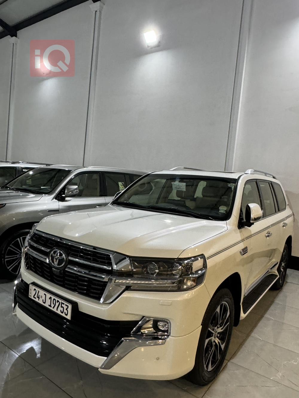 تويوتا لاندكروزر